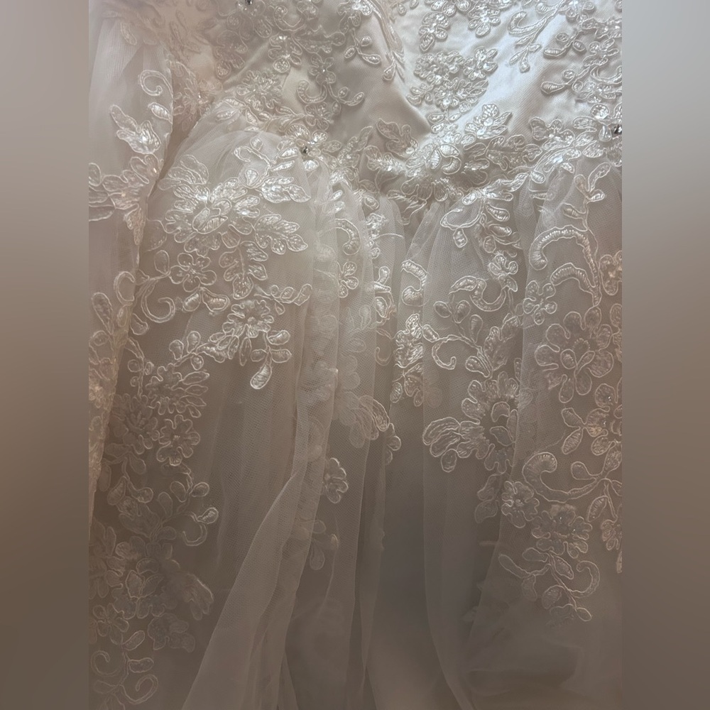 Alfred Angelo Wedding dress size 16 NWT - Picture 10 of 17